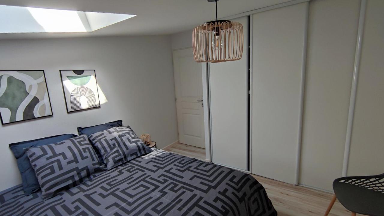 Maison De Ville 600 M Du Marche ลาโรแชล ภายนอก รูปภาพ