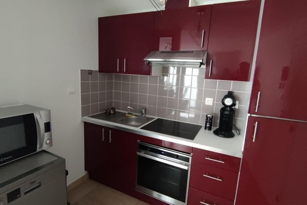 Maison De Ville 600 M Du Marche ลาโรแชล ภายนอก รูปภาพ