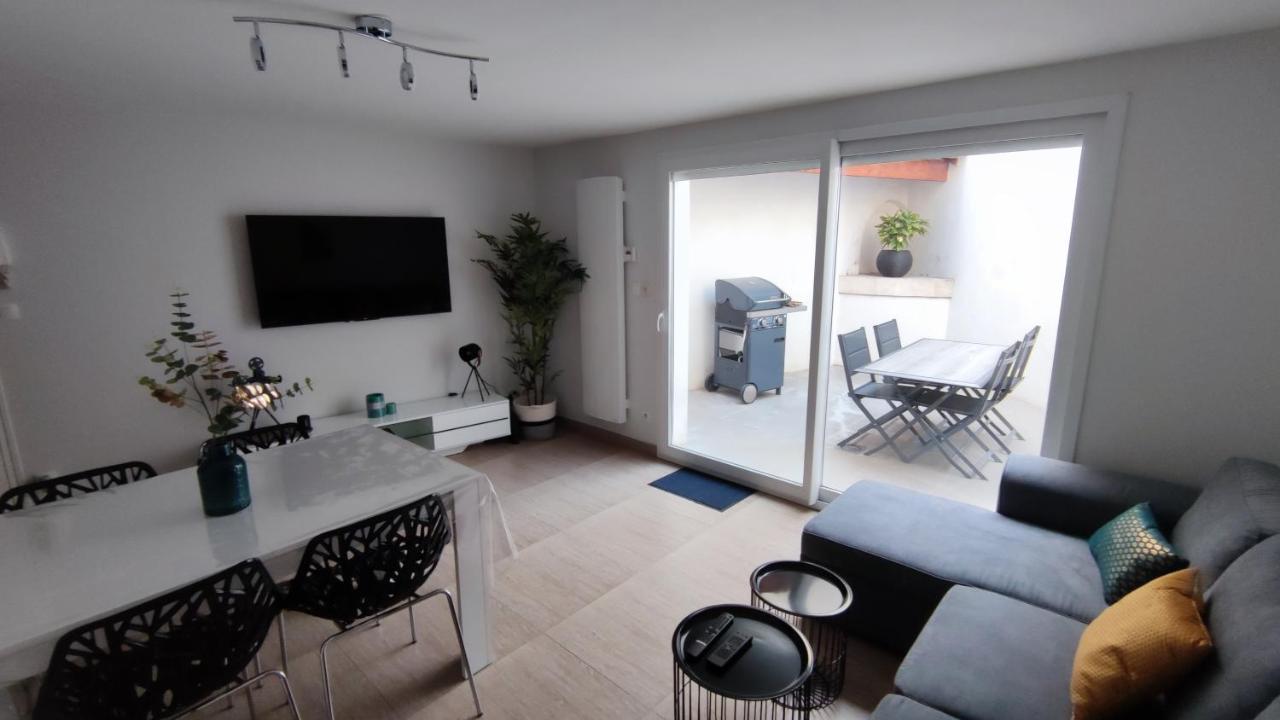 Maison De Ville 600 M Du Marche ลาโรแชล ภายนอก รูปภาพ